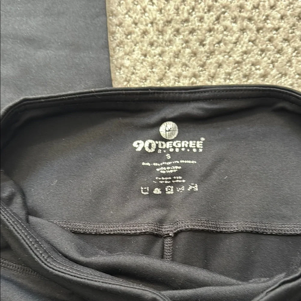 ❤️90 Degree By Reflex Black Stretch Leggings - Picture 2 of 3
